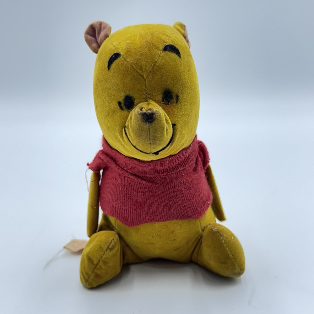 VTG 1960s Winnie the Pooh Walt Disney productions Sears Velvet Plush Figure Read